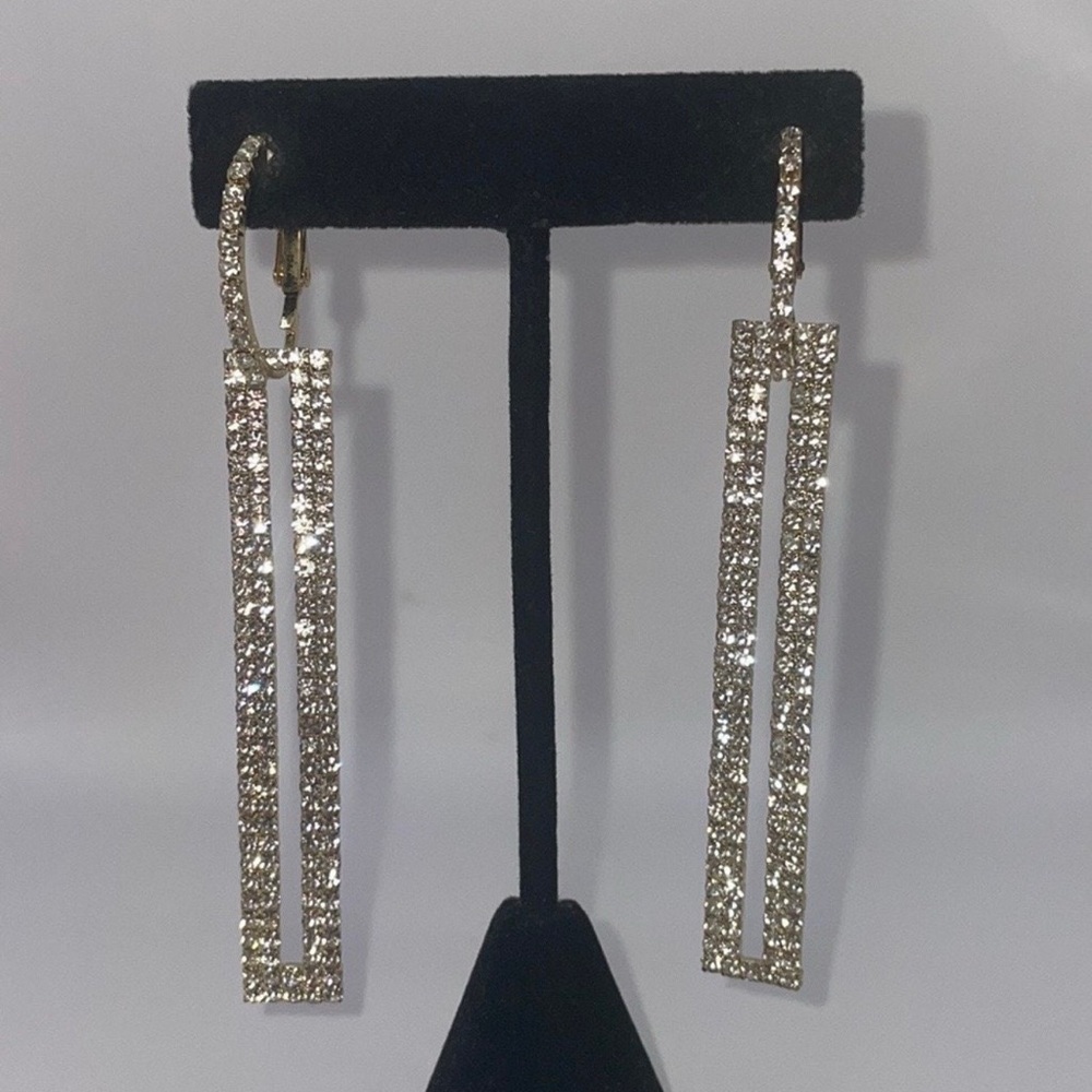 Stunning Silver Geometric Rectangle Bling Drop Earrings NWT - 3.5”
